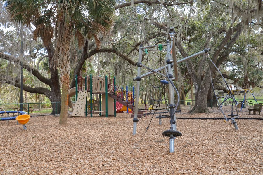 Colonial Oaks Park Playground